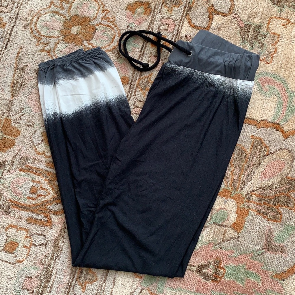 Trendy lounge pants